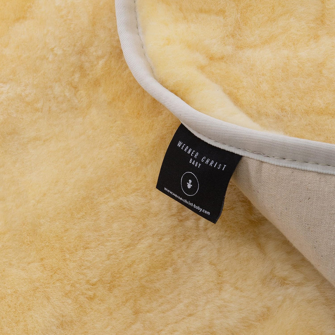 Lammfelleinlage TREND von WERNER CHRIST – universale Fell Einlage für Babywanne, Kinderwagen, Buggy