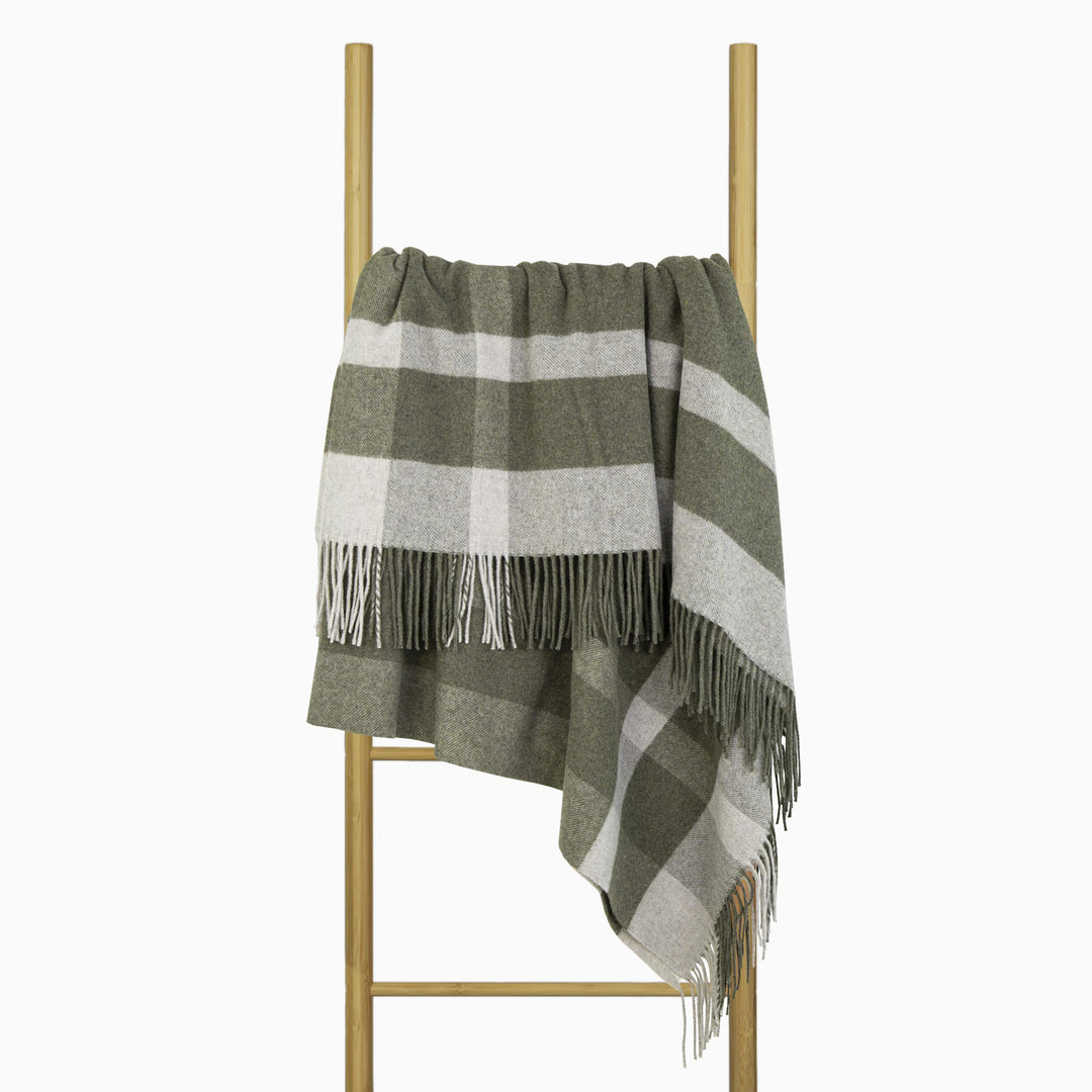 Merino Wolldecke 140x200 – Weiche Merino Decke mit 10% Kaschmir – Luxuriöse Schafwolldecke mit Tasse