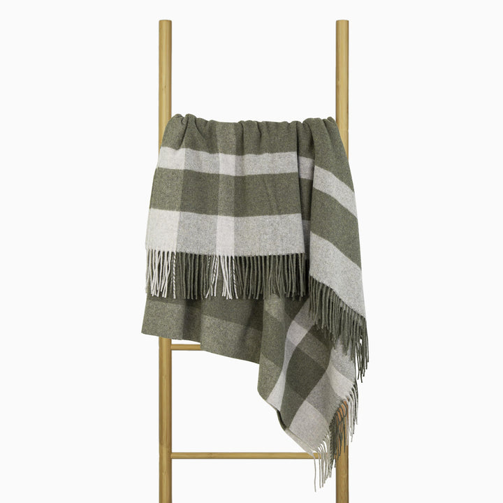 Merino Wolldecke 140x200 – Weiche Merino Decke mit 10% Kaschmir – Luxuriöse Schafwolldecke mit Tasse