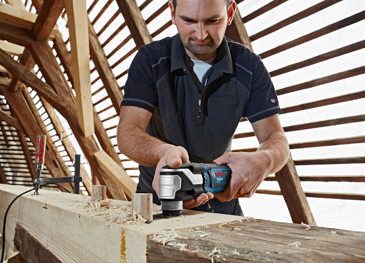 Bosch Professional Multi-Cutter GOP 30-28 (Starlock-Werkzeugaufnahme, 300 Watt, inkl. 1x StarlockPlu