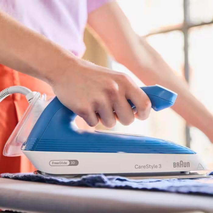Braun CareStyle 3 – Kompaktes Dampfbügeleisen mit 7 Bar Boiler, Eco iCare-Technologie, FreeGlide 3D-