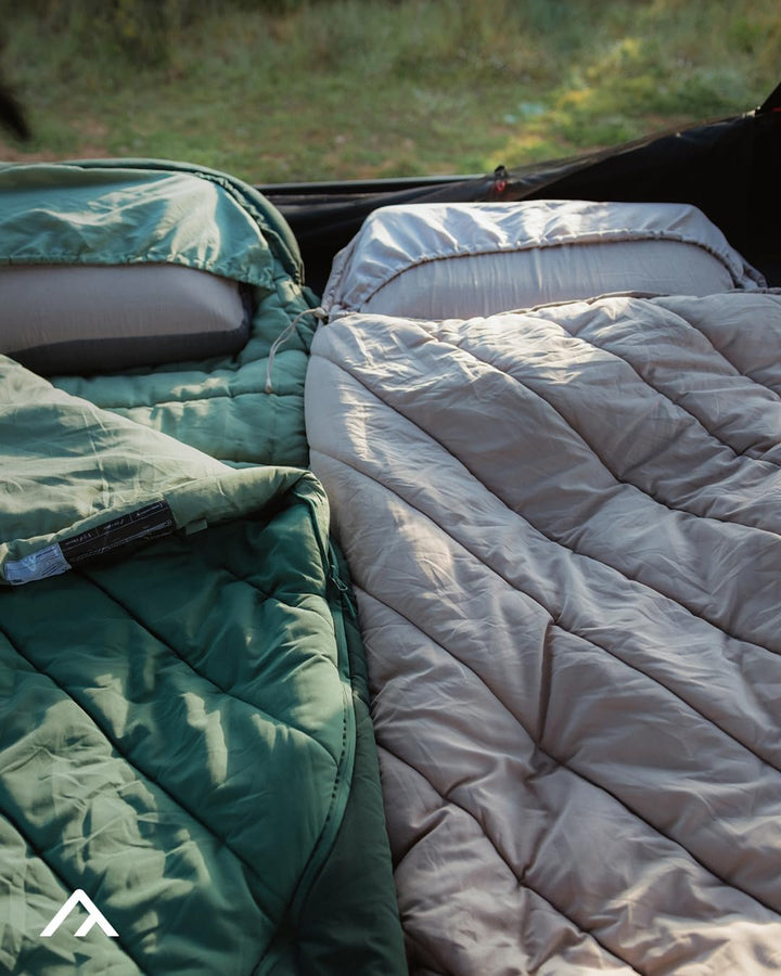 qeedo Buddy XL 8 Schlafsack XXL, extra breit, Outdoor Sommer (8-25°C) 3 Jahreszeiten - Mumienschlafs