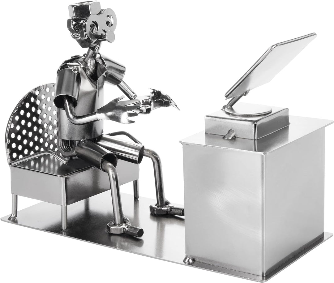 BRUBAKER Schraubenmännchen Gamer mit Controller - Zocker Eisenfigur Metallmännchen - Handarbeit Meta