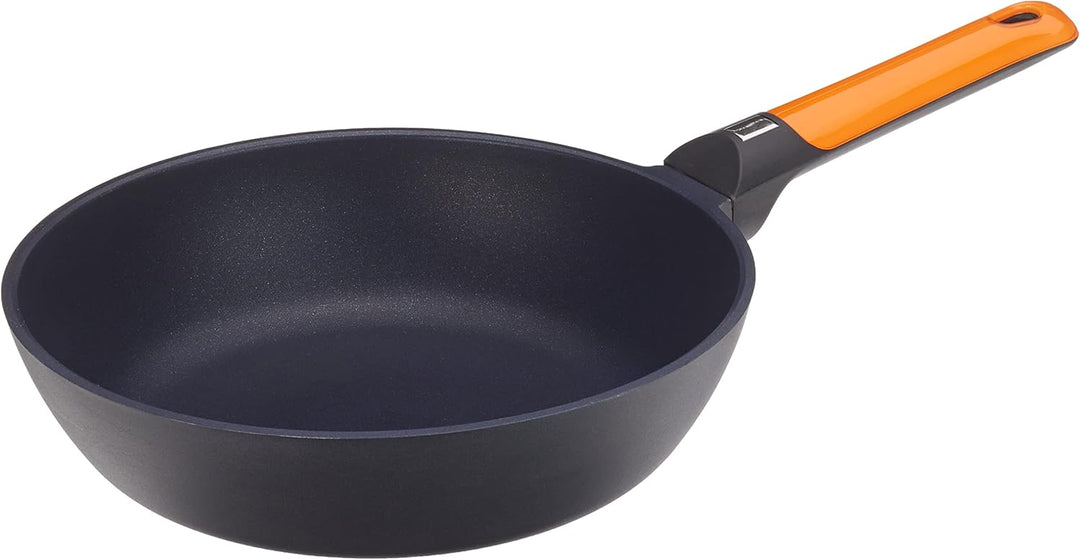 BRA Efficient Orange Bratpfanne 28 cm, Aluminiumguss mit Platinum Plus Antihaftbeschichtung, geeigne