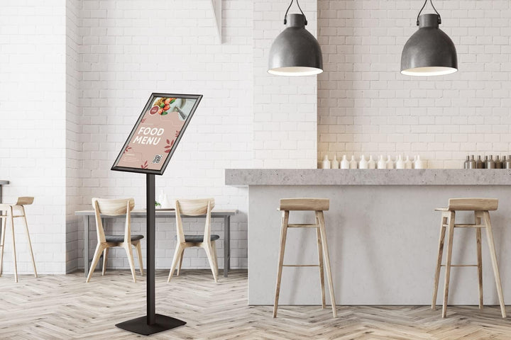 EUROPEL Infoständer mit Klapprahmen aus eloxiertem Aluminium, A3, Schwarz, Höhe 110 cm, Hoch- oder Q