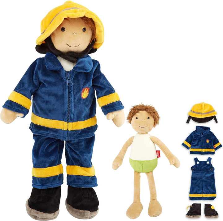 SIGIKID 42859 Lernpuppe Feuerwehrmann, Plüsch Anziehpuppe, Kleidung an-&ausziehen: Knöpfe, Klett, Re