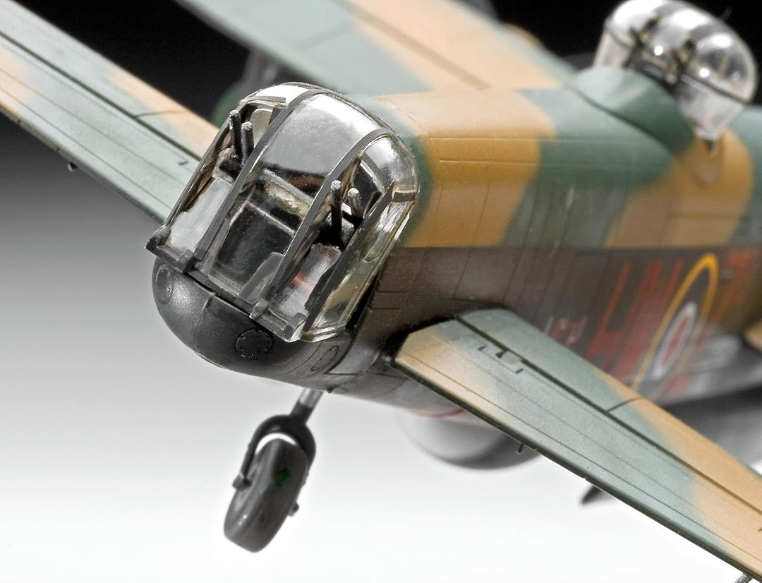 Revell REV-04300 Flugzeugbomber Avro Lancaster Mk.I/III, Flugzeugmodellbausatz, 10 Jahre to 99 Jahre