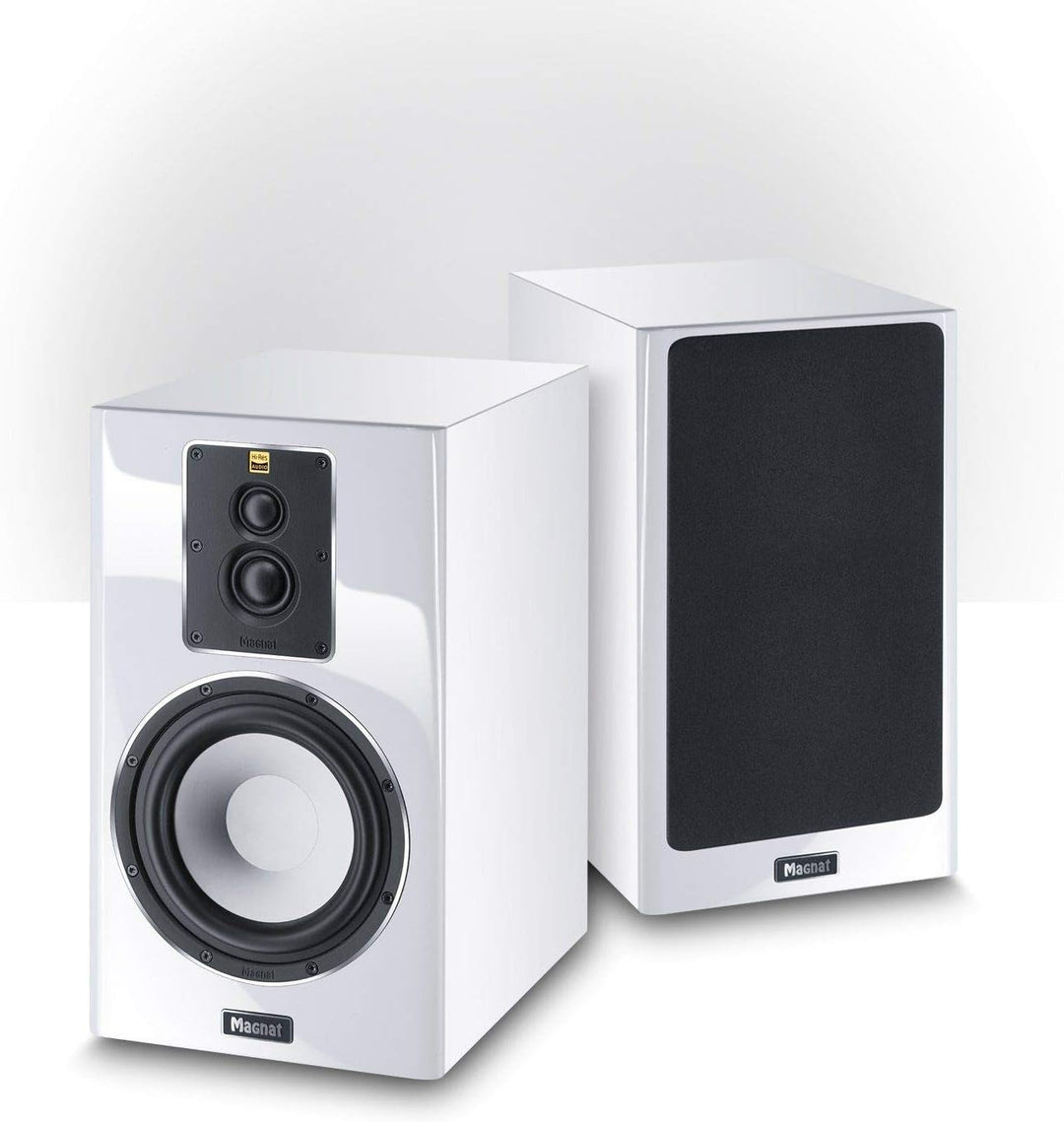 Magnat Signature 703, weiss, 1 Paar - dynamischer 3-Wege Regal-Lautsprecher mit edler Hochglanz-Fron