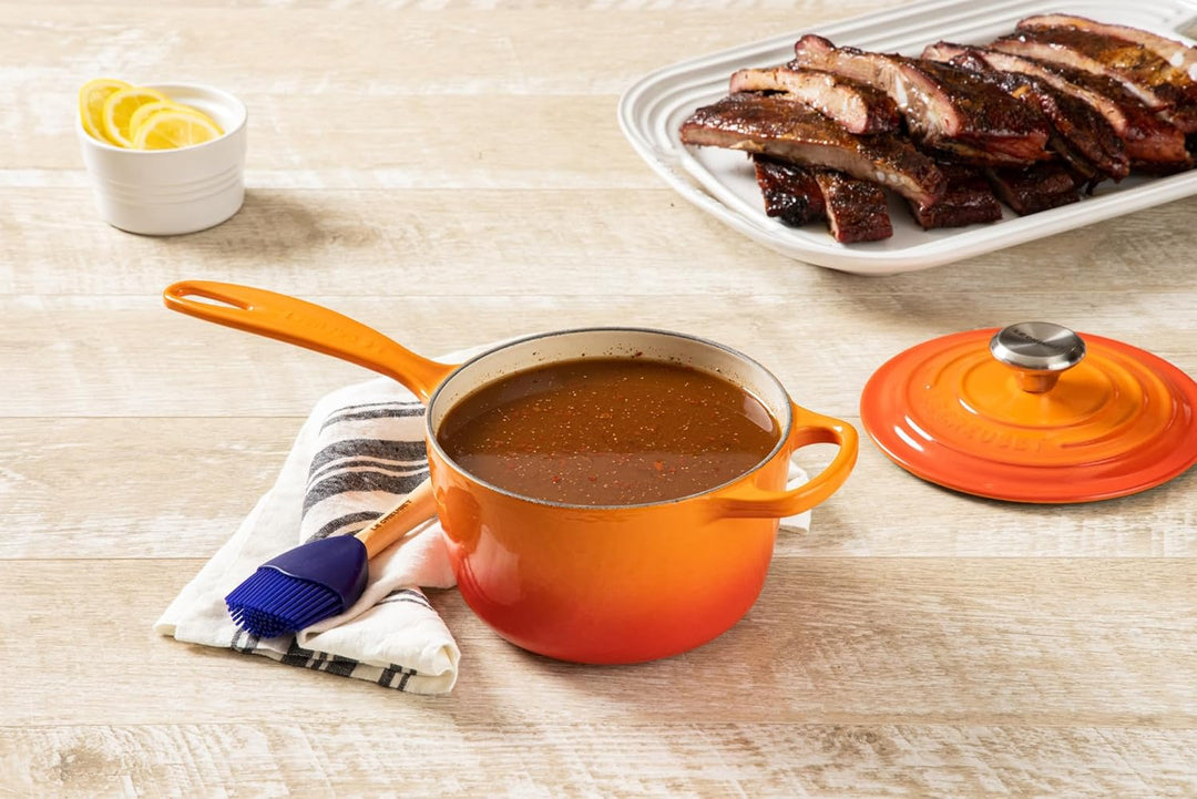 Le Creuset Signature Stielkasserolle aus Gusseisen, Ø 16 cm, 1,2 l, Für alle Herdarten inkl. Indukti