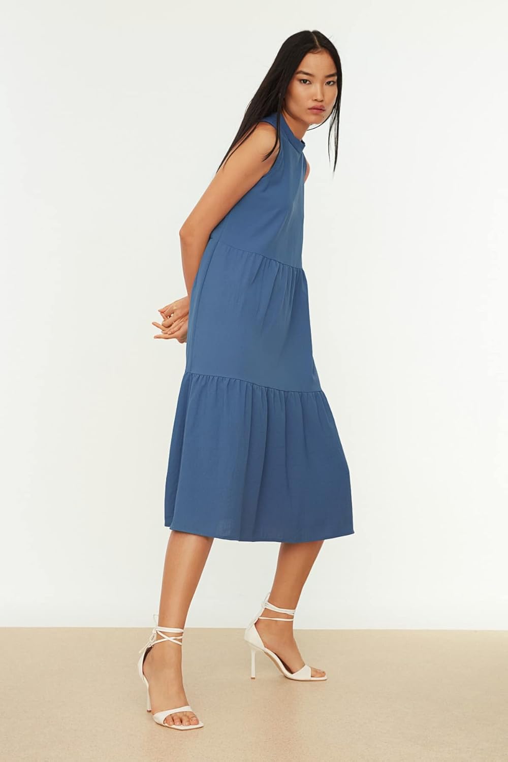 TRENDYOL Damen Breites Geschnittenes Kleid Dress (1er Pack) 38 Blau, 38 Blau