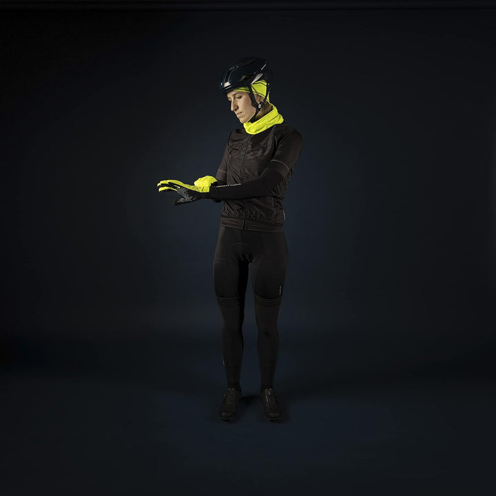 GripGrab Hi-Vis Radsport Winter Geschenkbox für Fahrradfahrer 3er Set Rad Handschuhe Unterhelmmütze