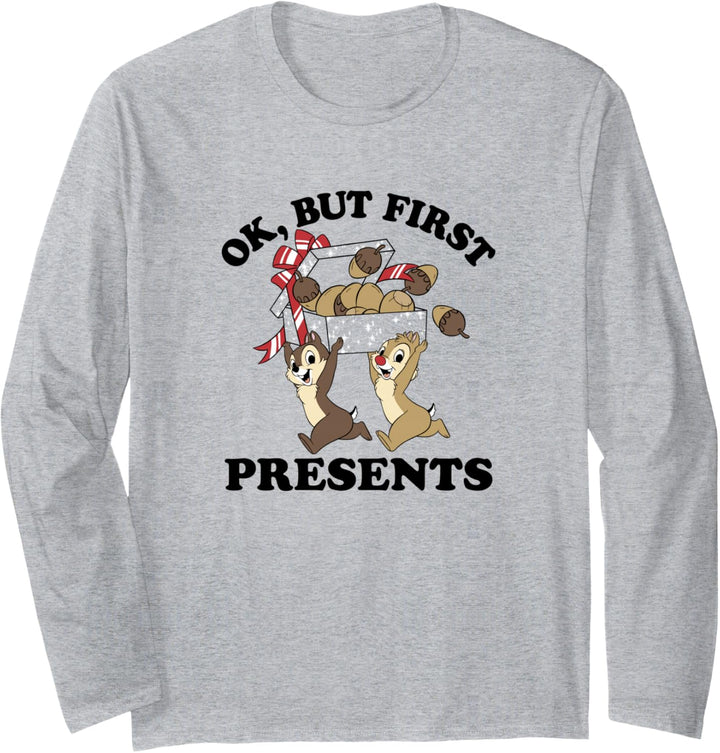 Disney Christmas Chip & Dale Ok But First Presents Langarmshirt
