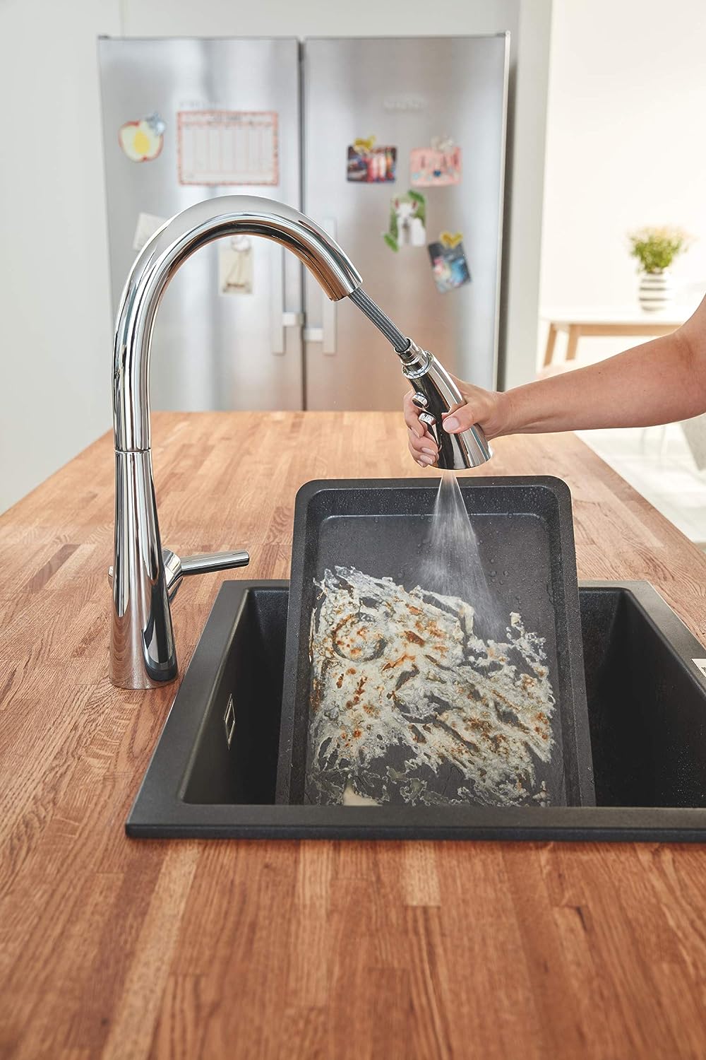 GROHE Zedra - Einhand-Spültischbatterie (langlebige Oberfläche, Einlochmontage, Schwenkbereich 360°)