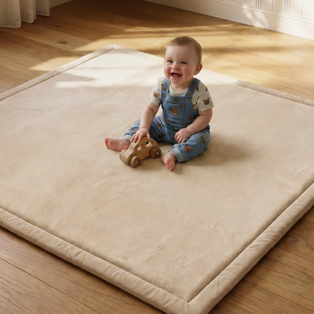 CASABEL Baby Spielmatte aus Samt in Cremeweiss 120×120 cm, Dick und weich, bequemer Schaumstoff, rut