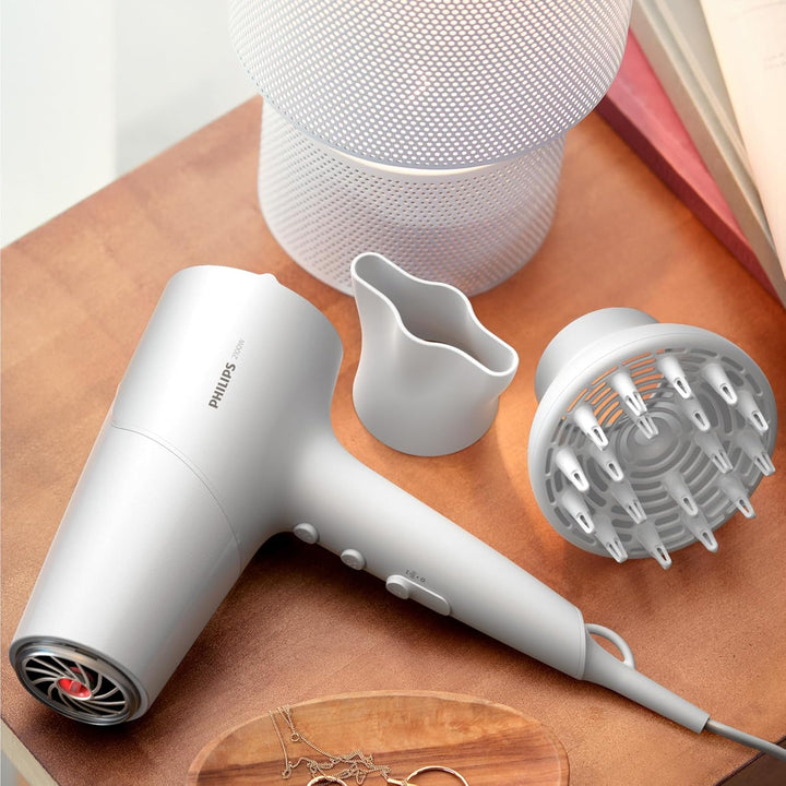 Philips 5000 Series Haartrockner – Haartrockner mit ThermoShield Technologie, Volumendiffusor und 14