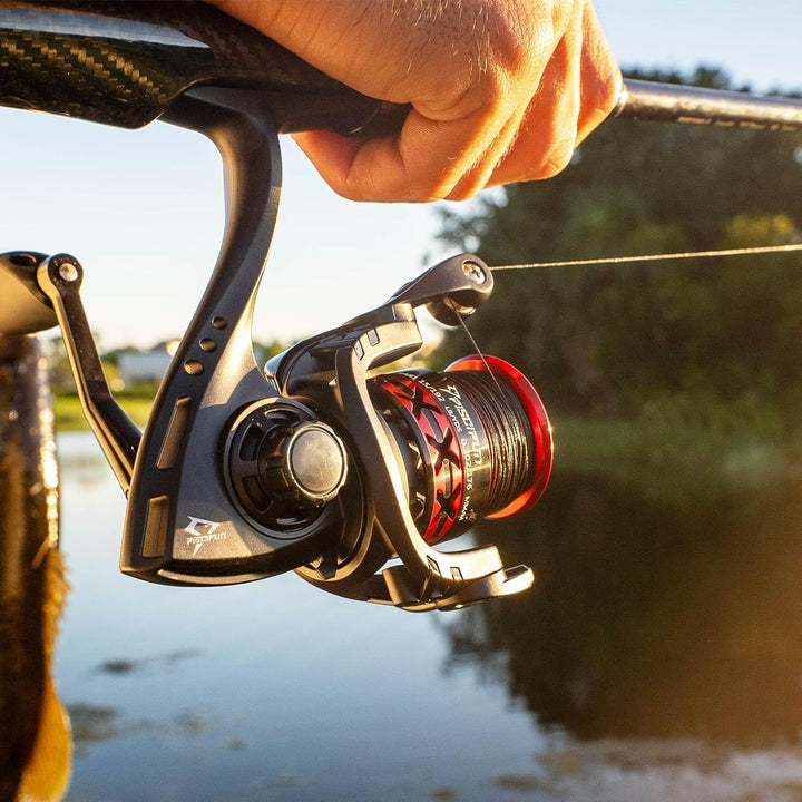 Piscifun Flame Spinning Reels Light Weight Ultra Smooth Powerful Spinning Fishing Reels Red-500 Seri
