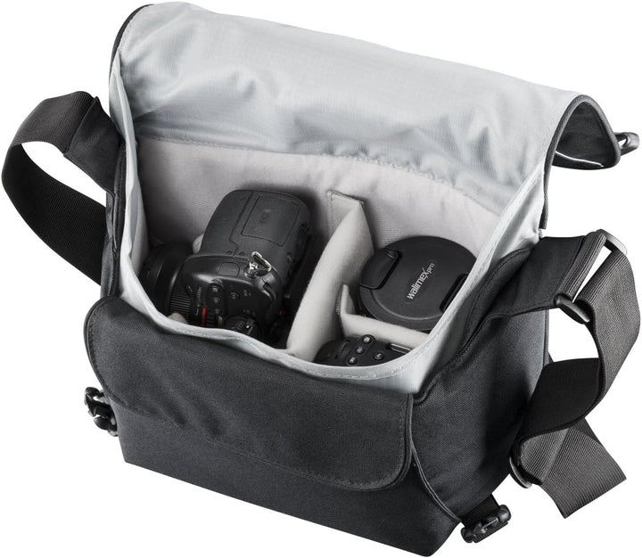Mantona 111061 Mondstein SLR-Kameratasche (Messenger Bag, Universaltasche) schwarz/weiss