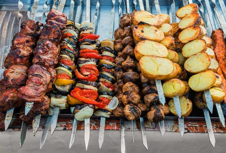 Profi BBQ Edelstahl Grillspiesse, Extra Breit: 1 cm und Extra Stark 2 mm Dicke (10 St, 50cm) Fleisch