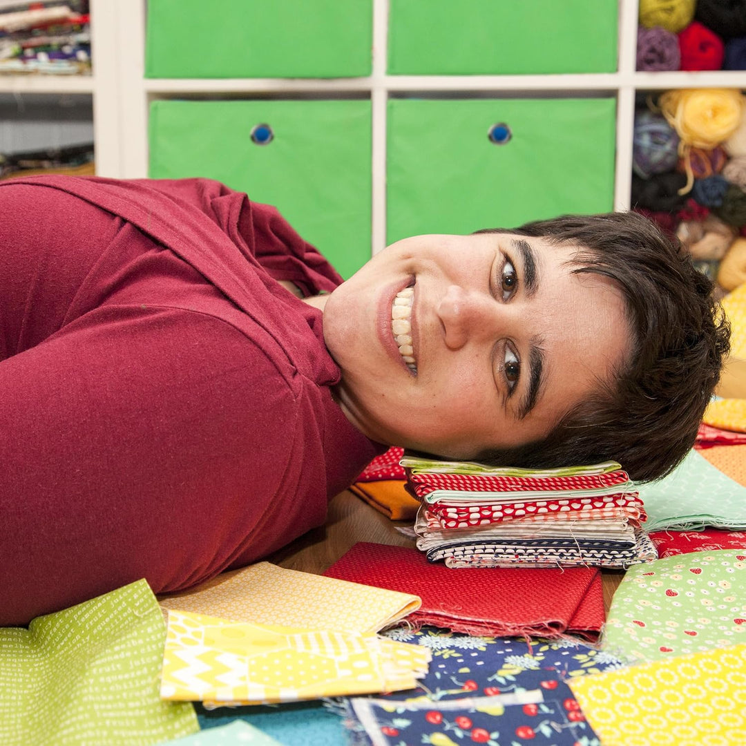 Relaxdays Aufbewahrungsbox 4er Set, Faltbare Regalboxen, HxBxT: 30 x 30 x 30 cm, Grifflöcher, Faltbo