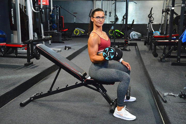 Train Hard Verstellbare Hantelbank Schrägbank mit Beinhalter für Bauchtraining, zertifizierte Premiu