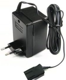 Scalextric Mehrzweck-Analogtransformator 15 V 1,2 A EU-Stecker. Leistung, Weiss
