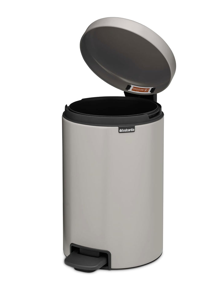 Brabantia NewIcon Tretmülleimer, 12L – Soft Grey | Mülleimer mit Soft-Close-Deckel &amp; Leichtgängigem