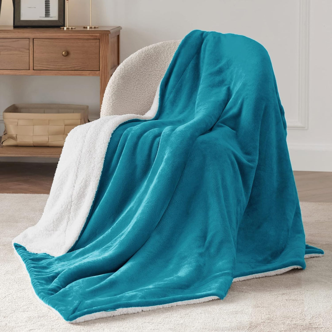 BEDSURE Kuscheldecke Flauschig Sofaüberwurf Türkis - Decke Sofa Klein als Couchdecke Überwurf und Wo