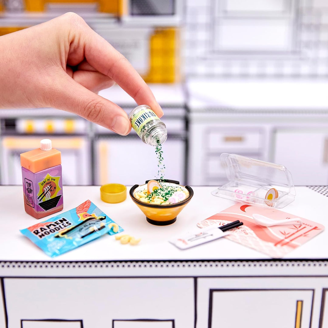 MGA's Miniverse Serie 2 Make It Mini Food Diner - DIY Food Playset mit UV-Licht, nachgebildeten Lebe