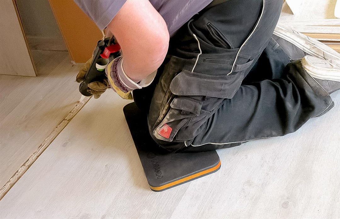 GORANDO® Premium Kniekissen |orange| Kniebrett | Knieunterlage - Ideal für die Arbeit in Werkstatt,