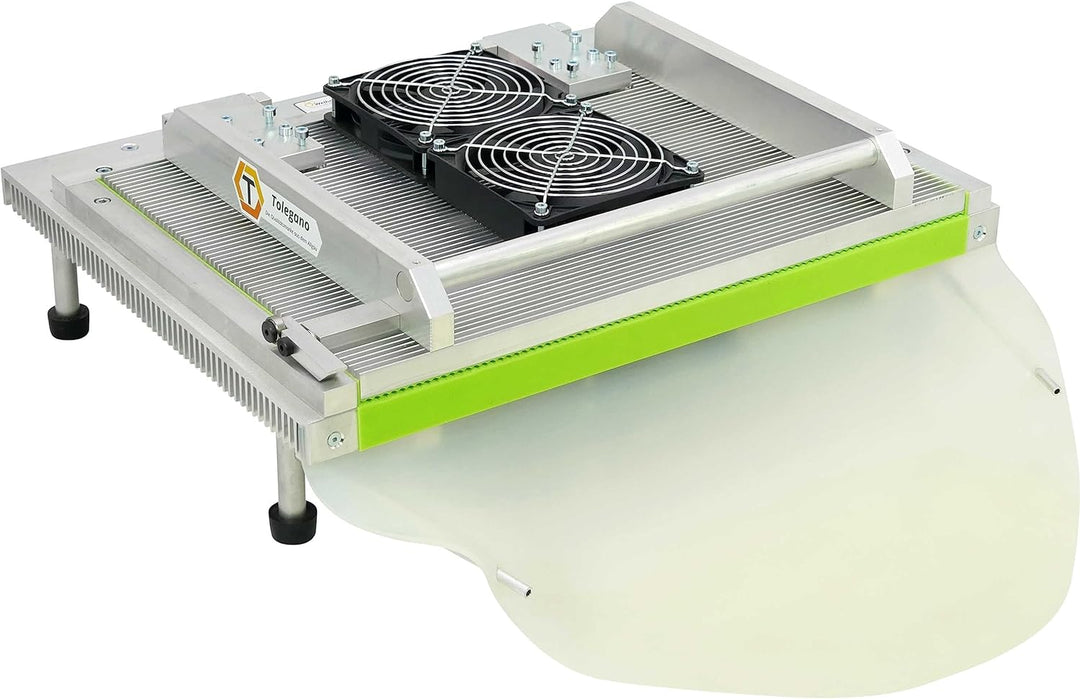 Tolegano Mittelwandpresse mit Zellmass 5,4 mm. Ihre Mittelwand ist individuell zuschneidbar. Eigener