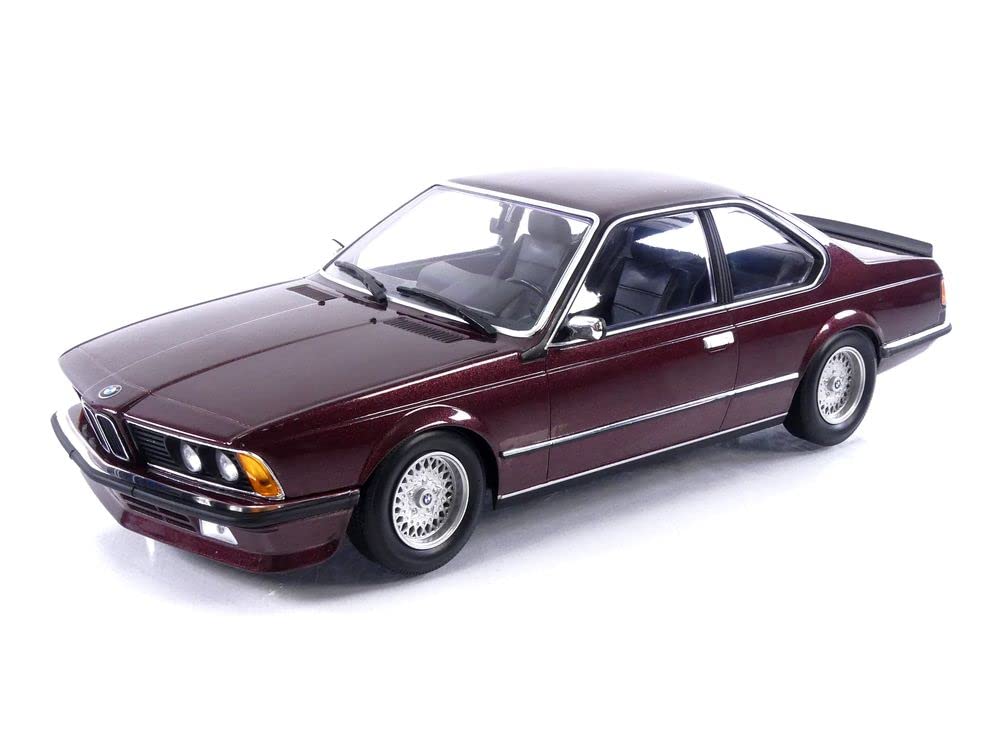 Minichamps 155028105 Miniaturauto aus der Kollektion, Rot Metallic