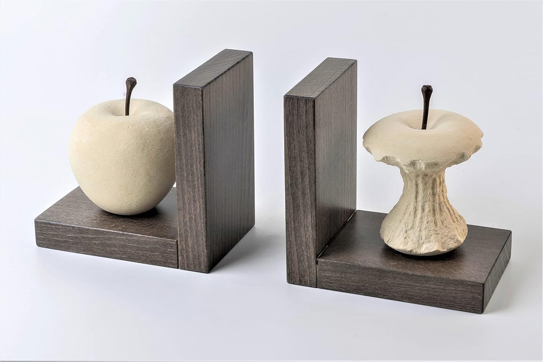 Progetto Arte. Paar Buchstützen Apfel/Apfel gegessen, Steinskulptur auf Holzbasis, handgefertigt. Ha
