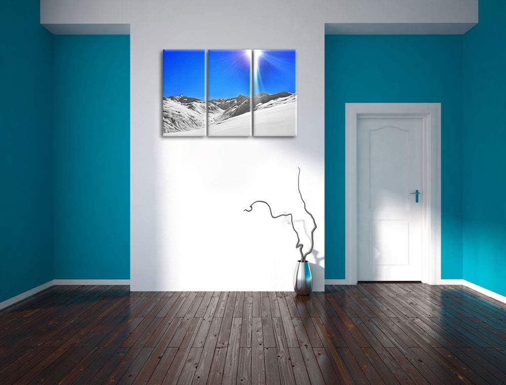 Weite weisse Berglandschaft im Winter schwarz/weiss 3-Teiler Leinwandbild 120x80 Bild auf Leinwand,