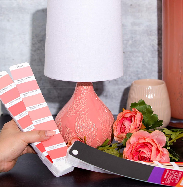 Pantone FHIP110A Fashion, Home + Interiors Color Guide Set – Zwei handliche Farbfächer in chromatisc
