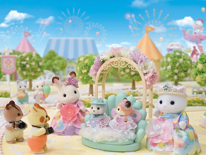 Sylvanian Families 5809 Blumenprinzessinnen Figurenset, Spielset mit Tierfiguren, Schokoladenhase, P