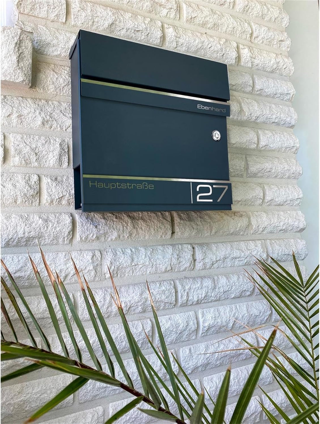 Metzler exklusiver Briefkasten mit Funkklingel in Anthrazit RAL 7016 – individuelle Gravur optional