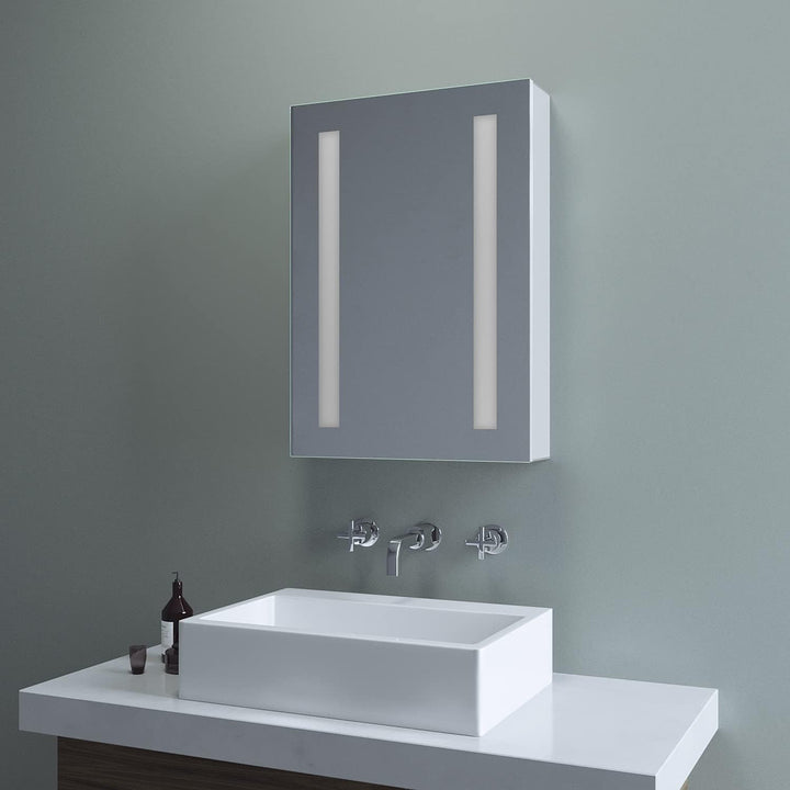 Badezimmer Spiegelschrank 50 x 70 cm mit LED Beleuchtung Badezimmerschrank Aluminium Badschrank eint