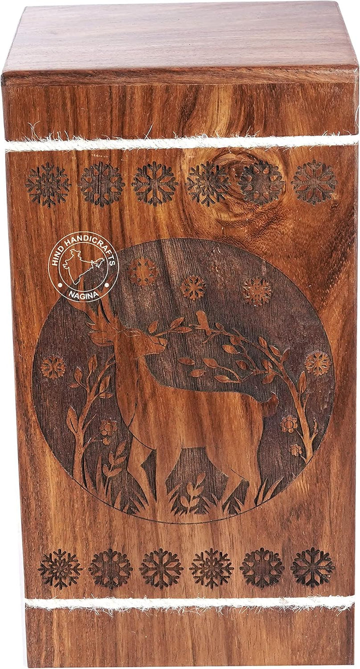 Handgefertigte Holzurne mit floraler Gravur für menschliche Asche für Erwachsene, gross – Buck Deer