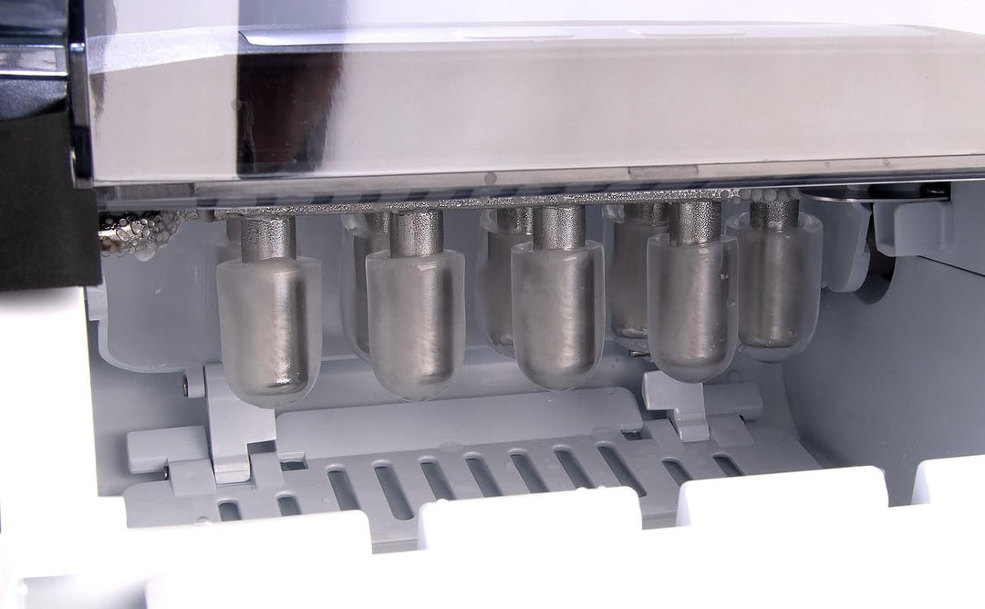 Rosenstein & Söhne Eiswürfelbereiter: Eiswürfelmaschine aus Edelstahl mit Selbstreinigung, 12 kg/Tag