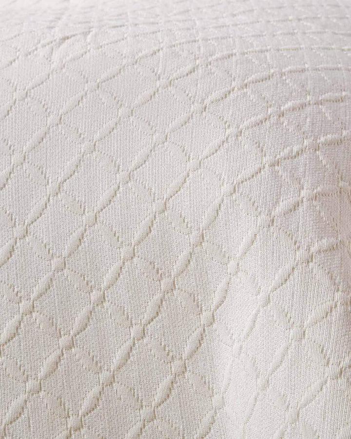 Homescapes cremeweiss Tagesdecke mit Diamant-Muster, klassischer Bettüberwurf 260 x 260 cm im Matela