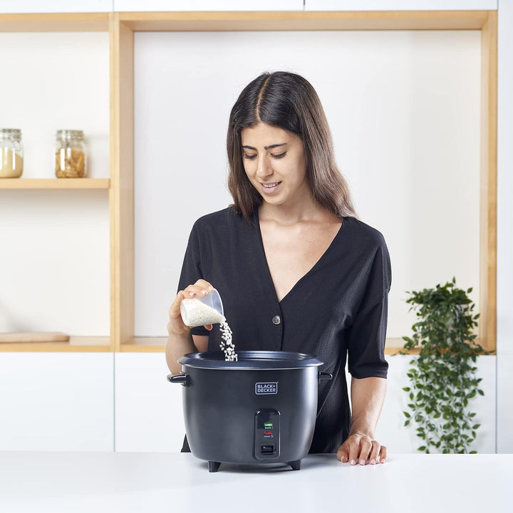 BLACK+DECKER BXRC1800E - Reiskocher. 700W. 1,8 Liter Fassungsvermögen. Antihaft-Beschichtung. Kochfu