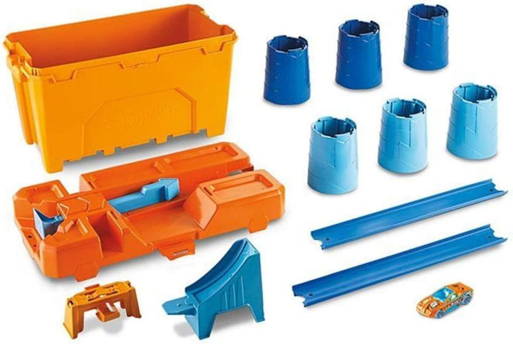 Hot Wheels GCF91 - Track Builder Fässer-Stunt Box und Starter, Spielzeug Autorennbahn ab 6 Jahren TR