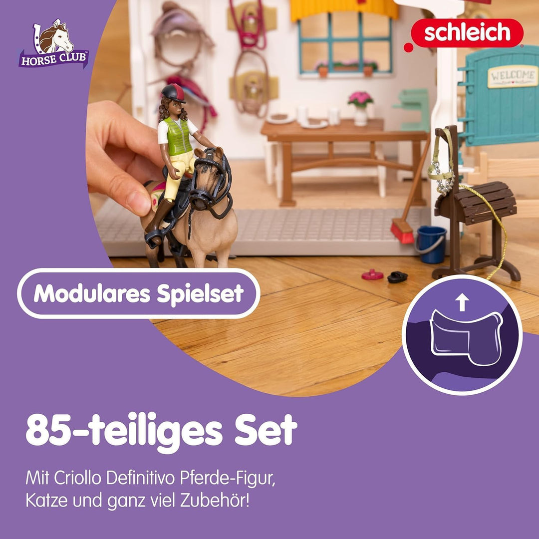 schleich 42591 HORSE CLUB Sattelkammer, 85 Teile Spielset mit schleich Pferde Figur, vollbeweglicher