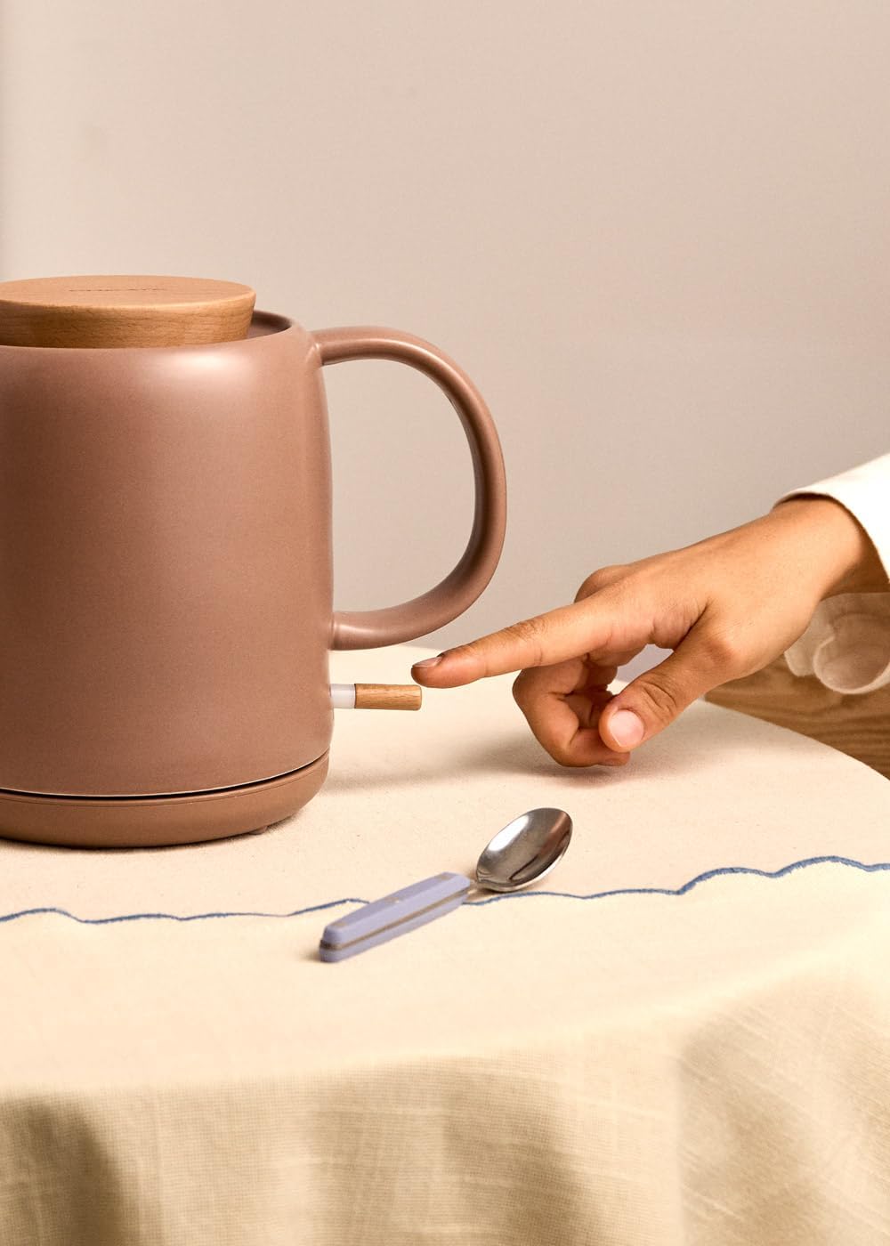CREATE/KETTLE CERAMIC/Keramischer Wasserkocher Mokka/Keramikgehäuse, Aufheizen in 5 Minuten, 1L Fass