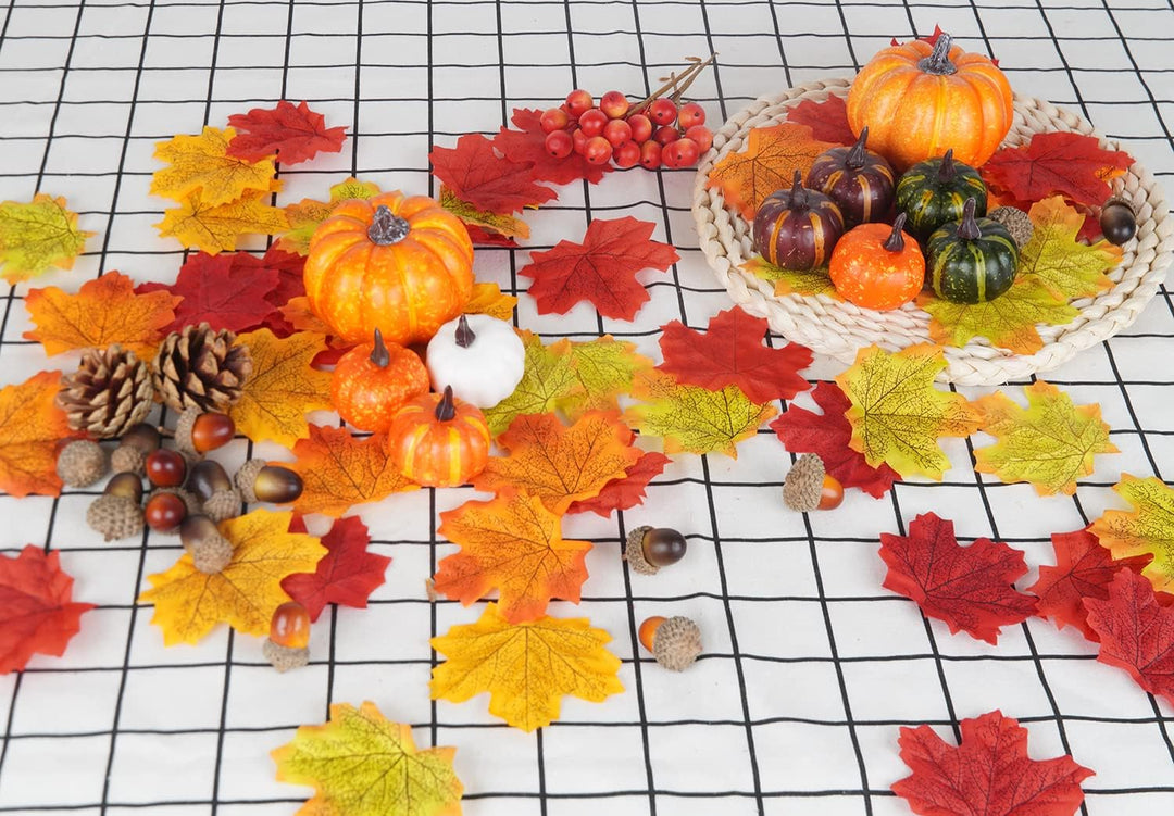 Miaikoe 162 Pcs Herbst Künstliche Ahornblätter, Ernst Kürbisse, Eicheln, Kiefernzapfen und Orange Be