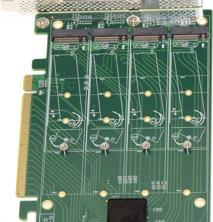 PCIe 3.0 Controller-Karte 16 x für 4 SSD M.2 NVMe M Key (M2 NGFF) Chipsatz PLX PEX 8747-32 GB für je