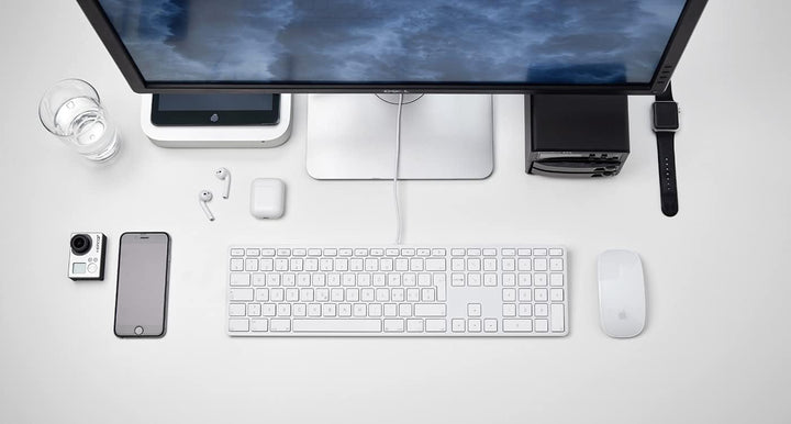 LMP 17203 KB-1243 kabelgebundene USB Tastatur mit Zahlenblock und USB-Hub deutsch für,Apple, Silber