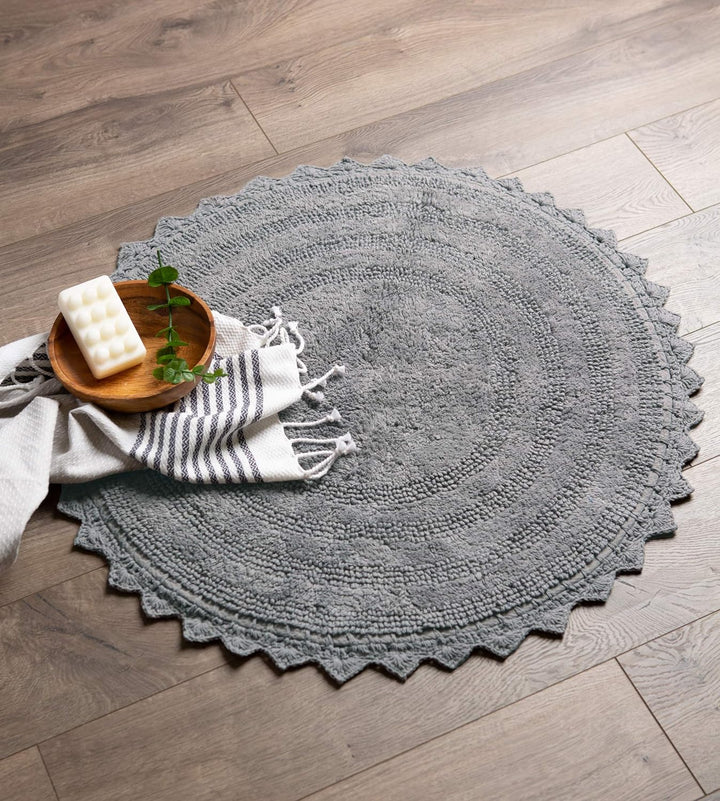 DII Crochet Collection Wende-Badematte, rund, 69,8 cm Durchmesser, Grau Round, 27.5" Diameter Grau,