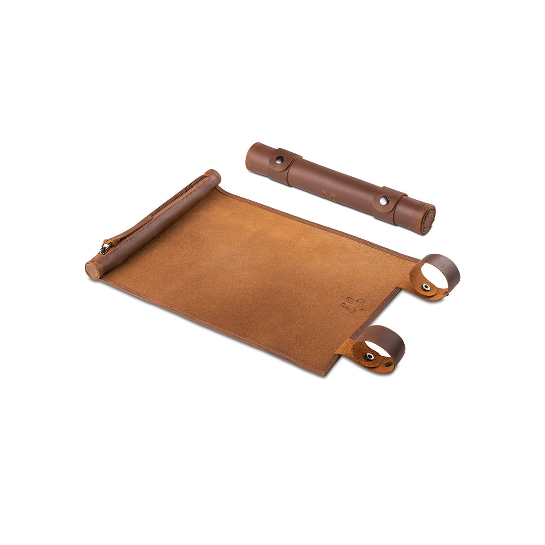 Melia Games RPG Würfelmatte zum Rollen inklusive Würfel Set - handgefertigte Würfelunterlage aus Ech