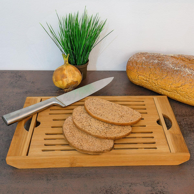 Relaxdays Brotkasten Bambus HBT: 16,5 x 40 x 27,5 cm Rollbrotkasten & Brotschneidebrett aus Bambus H